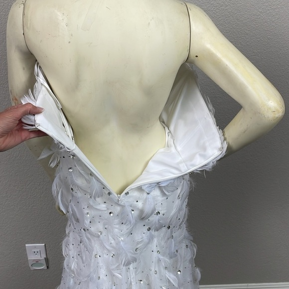 NWT Mac Duggal White Feather Rhinestone Sweetheart Strapless Gown Dress Wedding - Picture 11 of 17